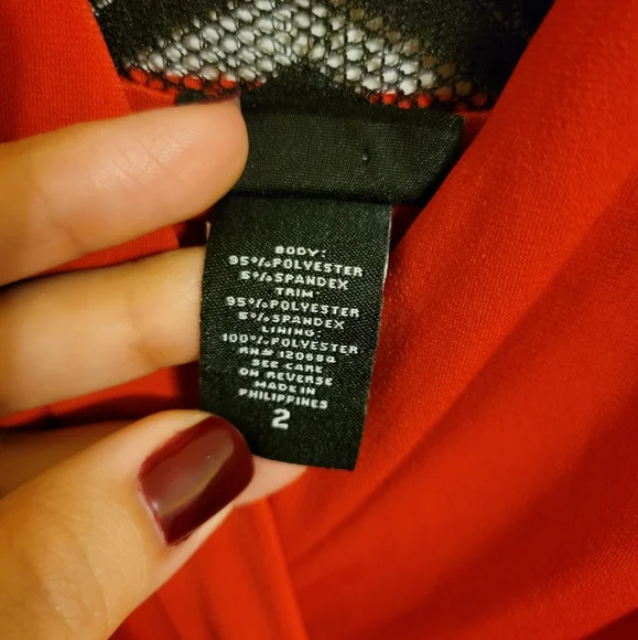 Torrid Red Lace Inset Top size 2 - Picture 4 of 5